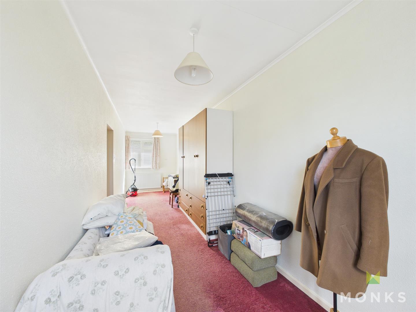 39 Roden Grove, Shrewsbury, SY4 5HJ For Sale